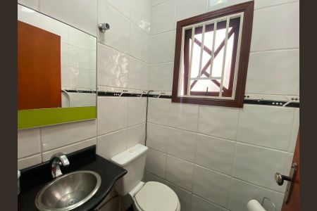 Casa à venda com 280m², 3 quartos e 4 vagasBanheiro 2