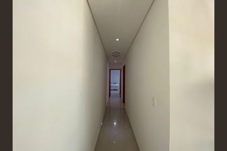 Casa à venda com 280m², 3 quartos e 4 vagasCorredor