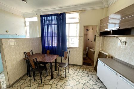 Casa à venda com 75m², 2 quartos e 1 vaga Casa à venda com 75m², 2 quartos e 1 vagaCozinha e Copa
