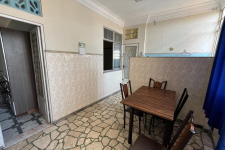 Casa à venda com 75m², 2 quartos e 1 vaga Casa à venda com 75m², 2 quartos e 1 vagaCozinha e Copa