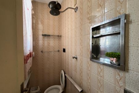 Casa à venda com 75m², 2 quartos e 1 vaga Casa à venda com 75m², 2 quartos e 1 vagaBanheiro de serviço