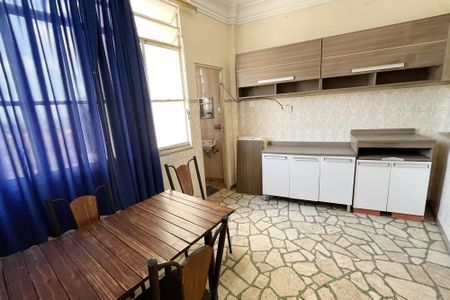 Casa à venda com 75m², 2 quartos e 1 vaga Casa à venda com 75m², 2 quartos e 1 vagaCozinha e Copa