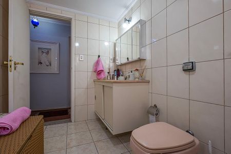 Apartamento à venda com 120m², 3 quartos e 1 vaga Apartamento à venda com 120m², 3 quartos e 1 vagaBanheiro