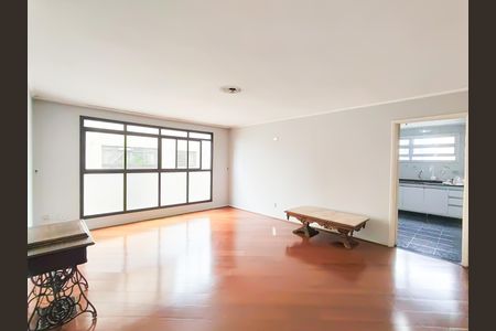 Apartamento para alugar com 120m², 3 quartos e 1 vagaSala