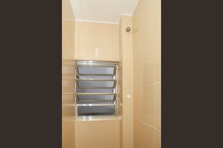 Casa à venda com 104m², 4 quartos e sem vaga Casa à venda com 104m², 4 quartos e sem vagaBanheiro da Suíte 1