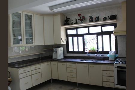 Casa à venda com 262m², 3 quartos e 2 vagasFoto 08