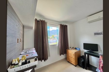 Casa de condomínio à venda com 227m², 4 quartos e 3 vagasSuíte 3