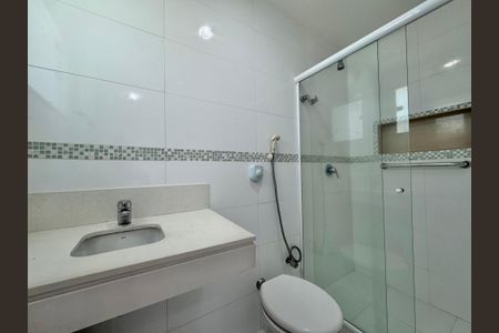 Casa de condomínio à venda com 227m², 4 quartos e 3 vagasSuíte 3 - Banheiro