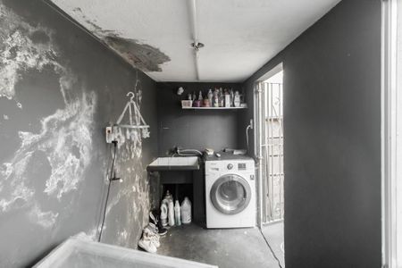 Casa à venda com 130m², 3 quartos e 5 vagasÁrea de Serviço