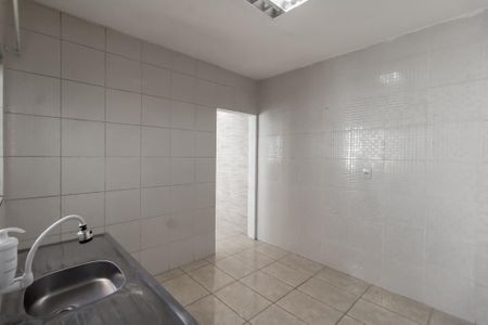 Casa à venda com 130m², 3 quartos e 5 vagasCozinha da Casa 2