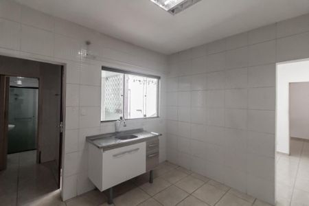 Casa à venda com 130m², 3 quartos e 5 vagasCozinha da Casa 2