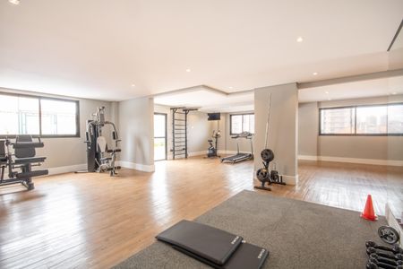 Apartamento para alugar com 82m², 2 quartos e 2 vagas Apartamento para alugar com 82m², 2 quartos e 2 vagasÁrea comum - Academia