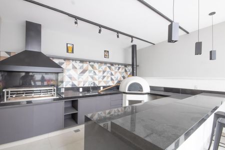 Apartamento para alugar com 82m², 2 quartos e 2 vagas Apartamento para alugar com 82m², 2 quartos e 2 vagasÁrea comum - Churrasqueira