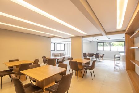 Apartamento para alugar com 82m², 2 quartos e 2 vagas Apartamento para alugar com 82m², 2 quartos e 2 vagasÁrea comum - Salão de festas