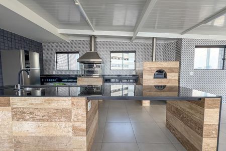 Apartamento à venda com 150m², 3 quartos e 3 vagas Apartamento à venda com 150m², 3 quartos e 3 vagasÁrea comum - Churrasqueira