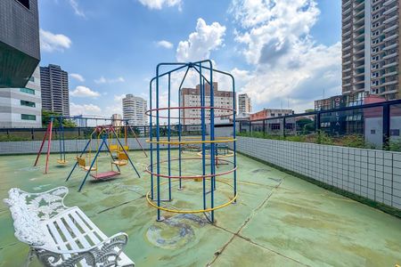 Apartamento à venda com 150m², 3 quartos e 3 vagas Apartamento à venda com 150m², 3 quartos e 3 vagasÁrea comum - Playground
