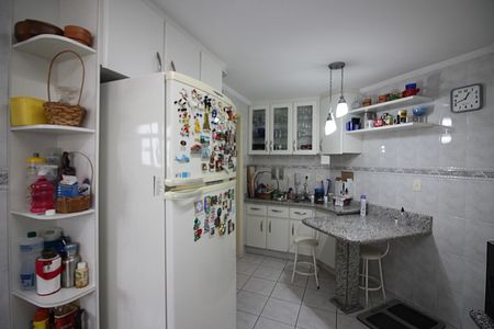 Apartamento à venda com 150m², 3 quartos e 3 vagasCozinha