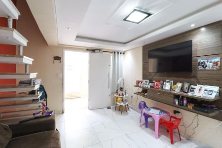 Casa à venda com 80m², 2 quartos e sem vagaSala