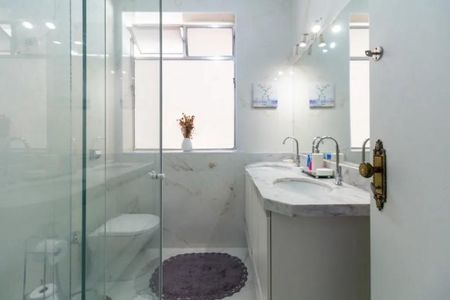 Casa à venda com 100m², 2 quartos e 2 vagas