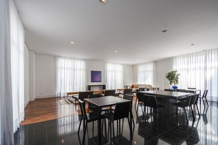 Apartamento à venda com 235m², 4 quartos e 4 vagas