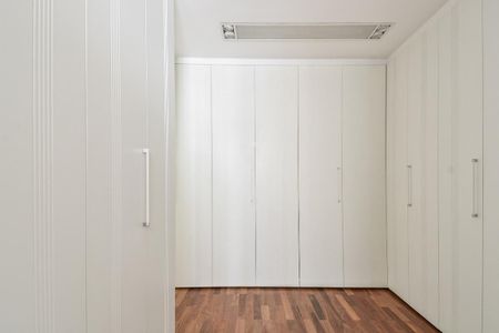 Apartamento à venda com 235m², 4 quartos e 4 vagas