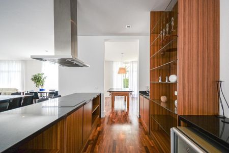 Apartamento à venda com 235m², 4 quartos e 4 vagas