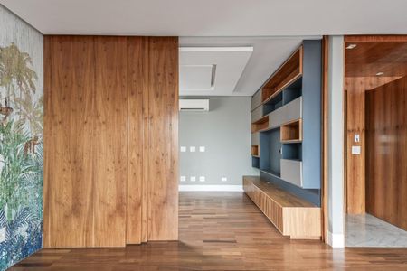 Apartamento à venda com 235m², 4 quartos e 4 vagas
