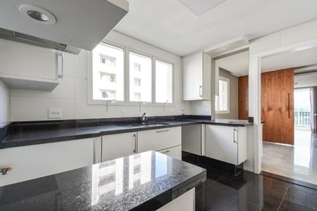 Apartamento à venda com 235m², 4 quartos e 4 vagas