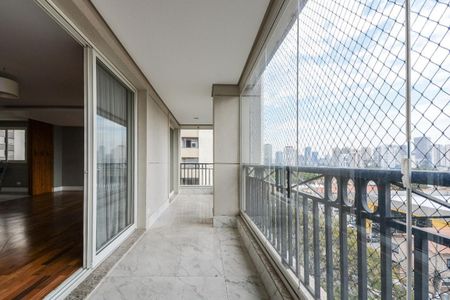 Apartamento à venda com 235m², 4 quartos e 4 vagas