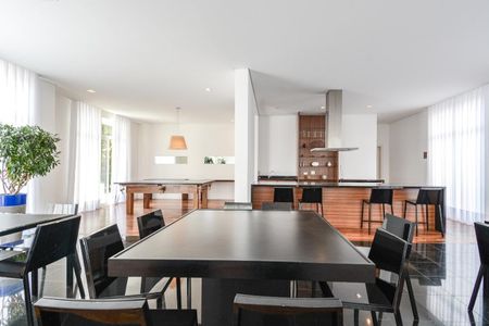Apartamento à venda com 235m², 4 quartos e 4 vagas