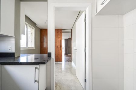 Apartamento à venda com 235m², 4 quartos e 4 vagas