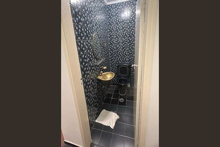 Casa à venda com 240m², 2 quartos e sem vaga