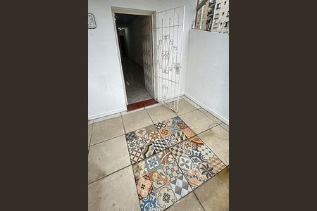 Casa à venda com 240m², 2 quartos e sem vaga