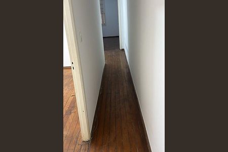 Casa à venda com 240m², 2 quartos e sem vaga