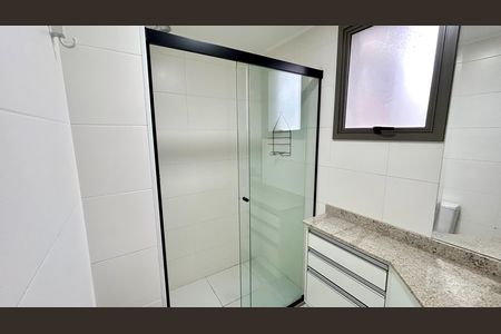 Apartamento à venda com 57m², 2 quartos e 1 vaga Apartamento à venda com 57m², 2 quartos e 1 vagaBanheiro da Suíte