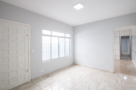 Casa para alugar com 120m², 3 quartos e 1 vaga Casa para alugar com 120m², 3 quartos e 1 vagaSala