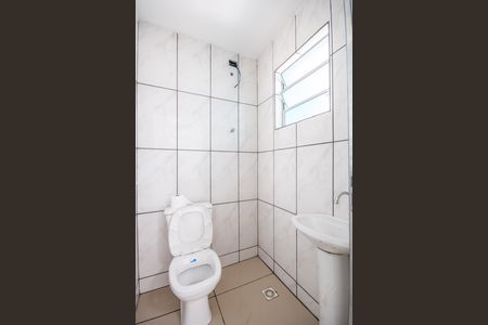 Casa para alugar com 120m², 3 quartos e 1 vaga Casa para alugar com 120m², 3 quartos e 1 vagaBanheiro de serviço