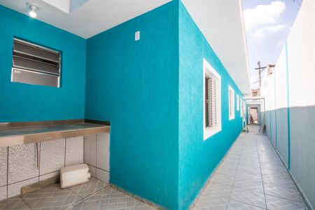 Casa para alugar com 120m², 3 quartos e 1 vaga Casa para alugar com 120m², 3 quartos e 1 vagaCorredor Lateral