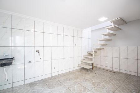 Casa para alugar com 120m², 3 quartos e 1 vaga Casa para alugar com 120m², 3 quartos e 1 vagaÁrea de Serviço