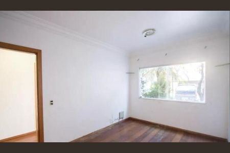 Casa à venda com 440m², 3 quartos e 3 vagas