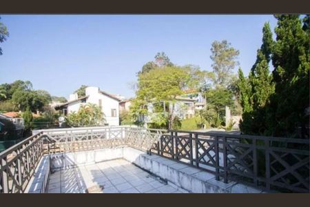 Casa à venda com 440m², 3 quartos e 3 vagas