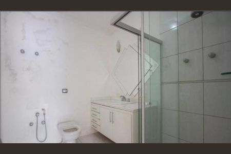 Casa à venda com 440m², 3 quartos e 3 vagas