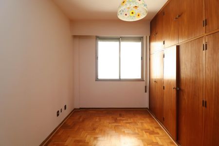 Apartamento à venda com 167m², 3 quartos e 1 vagaQuarto 1