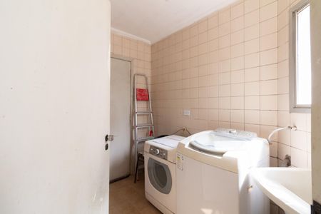 Apartamento à venda com 75m², 2 quartos e 1 vaga Apartamento à venda com 75m², 2 quartos e 1 vagaÁrea de Serviço