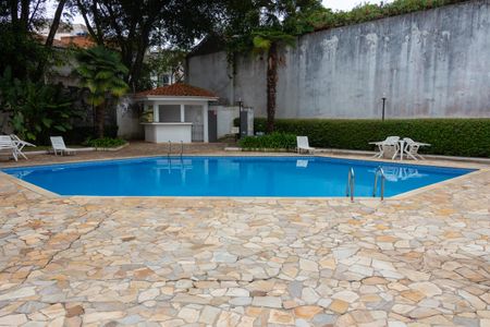 Apartamento à venda com 75m², 2 quartos e 1 vaga Apartamento à venda com 75m², 2 quartos e 1 vagaÁrea comum - Piscina