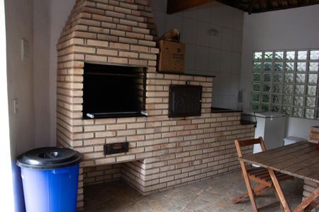 Apartamento à venda com 75m², 2 quartos e 1 vaga Apartamento à venda com 75m², 2 quartos e 1 vagaÁrea comum - Churrasqueira