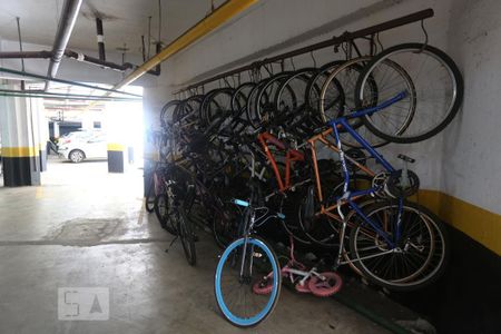 Apartamento à venda com 75m², 2 quartos e 1 vaga Apartamento à venda com 75m², 2 quartos e 1 vagaBicicletário