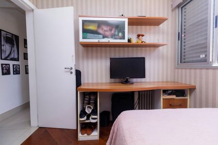 Apartamento à venda com 87m², 3 quartos e 2 vagas Apartamento à venda com 87m², 3 quartos e 2 vagasQuarto 2
