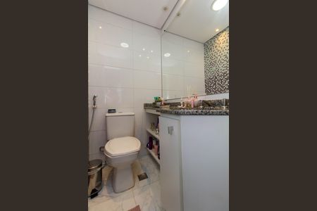 Apartamento à venda com 87m², 3 quartos e 2 vagas Apartamento à venda com 87m², 3 quartos e 2 vagasBanheiro da Suíte