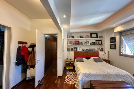 Apartamento à venda com 170m², 3 quartos e 2 vagasQuarto 3 - Suite